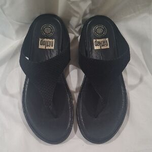 Fitflop Wome's Black Textured Sandals Size 9